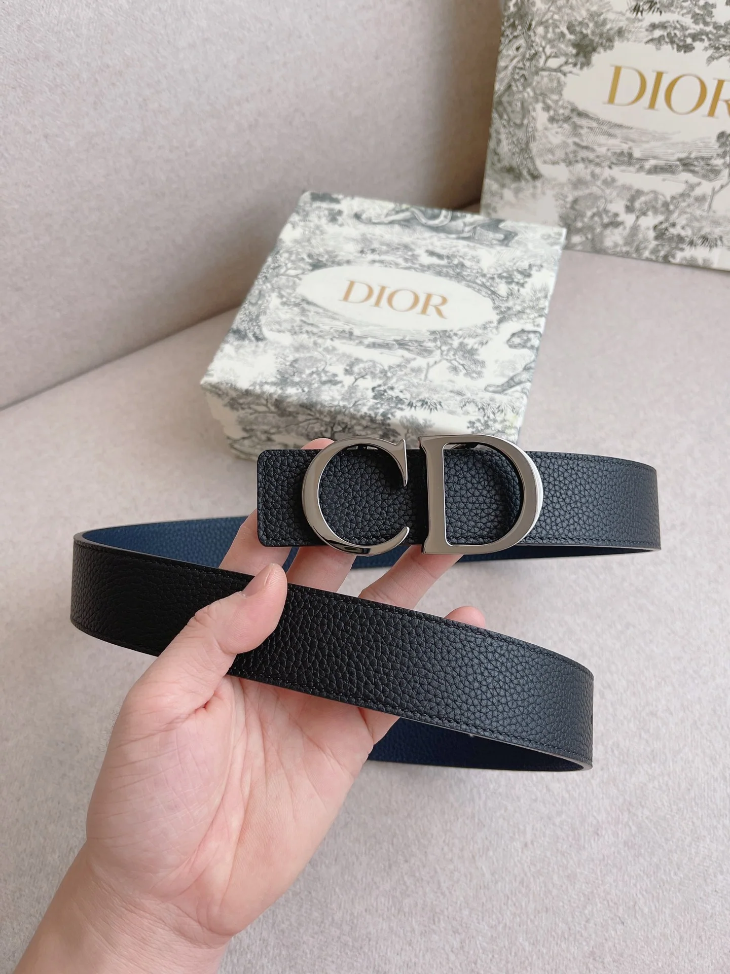 디올 CD 로고 남성 벨트 35 MM202400240 상세 이미지 2