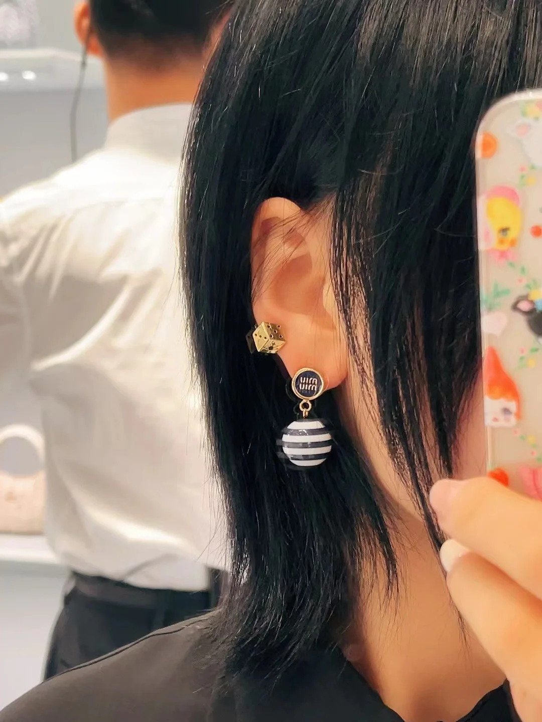 미우미우 귀걸이 61007 Miu Miu Earrings 상세 이미지 2
