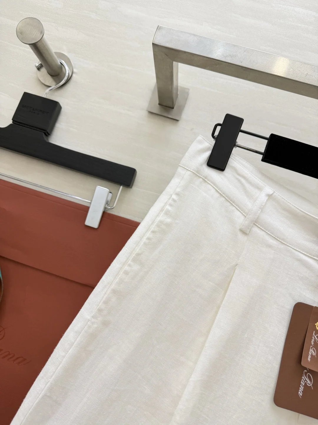 로로피아나 린넨 하이웨스트 플리츠 여성 바지 상세 이미지 3