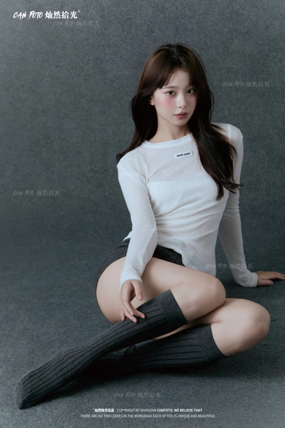 미우미우 여성 긴팔 티셔츠 상세 이미지 7