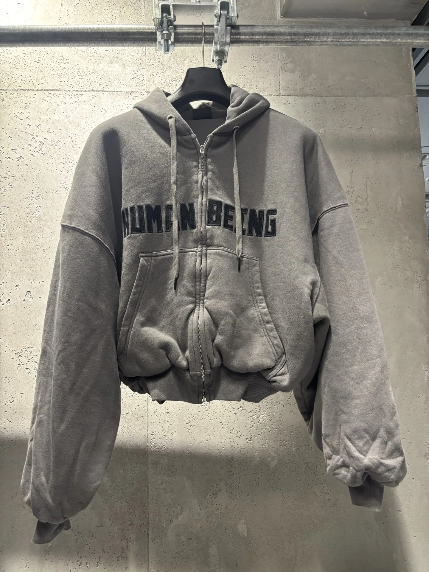 발렌시아가 남성 자켓 상세 이미지 1