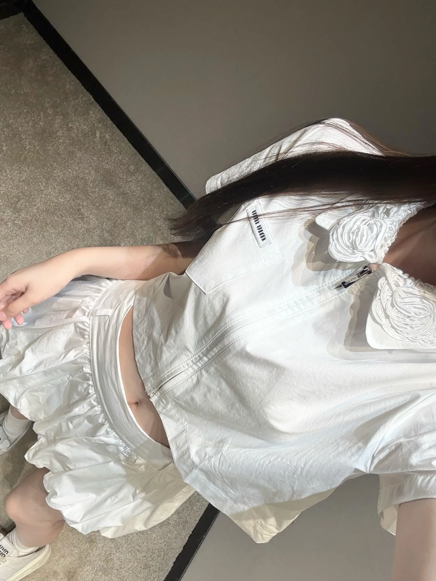 미우미우 화이트 문라이트 튤립 스커트 원피스 상세 이미지 5