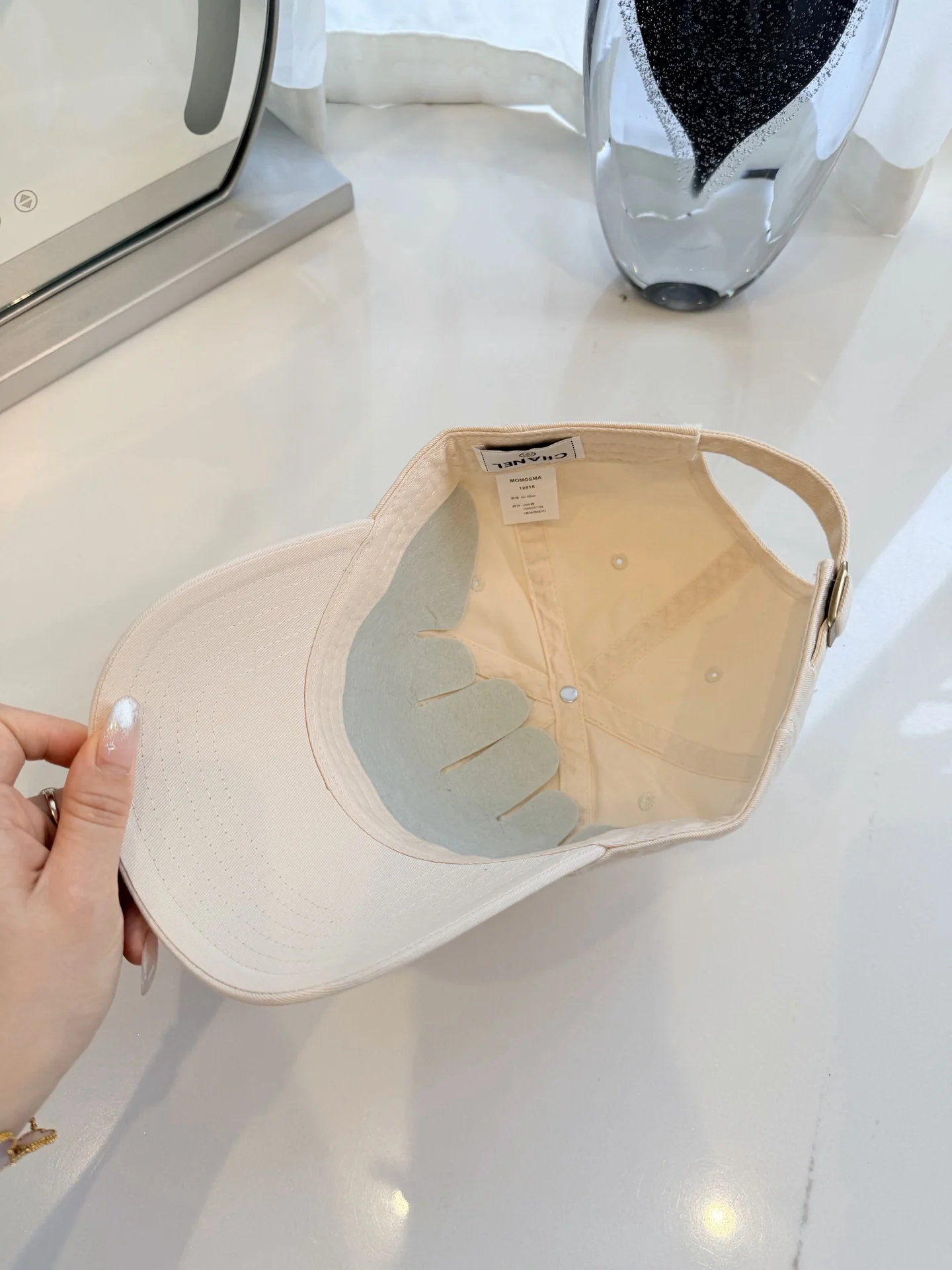 샤넬 더블 C 라인 스톤 베이스볼 캡 상세 이미지 7