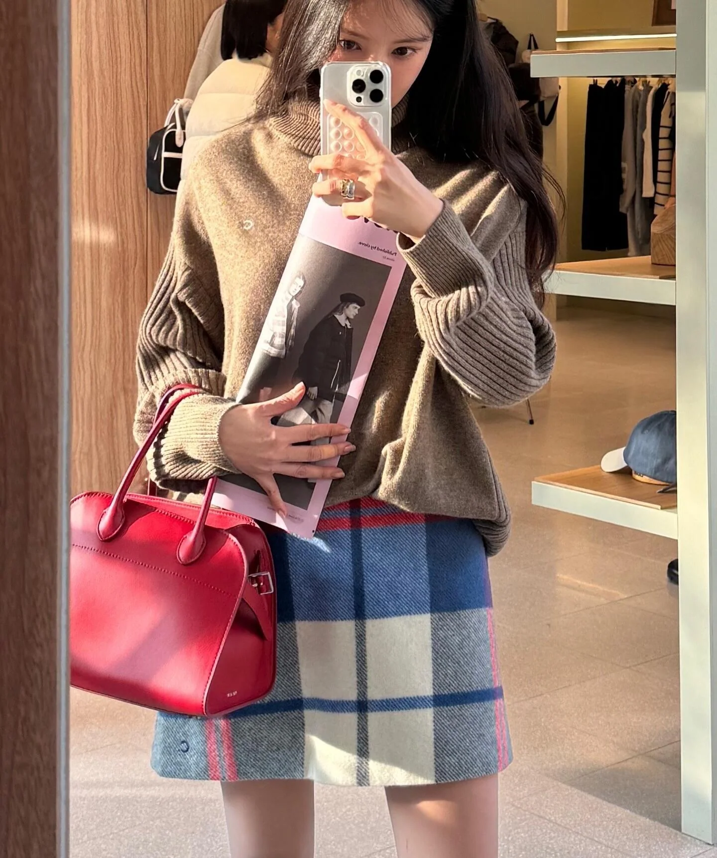 더로우 릴랙스 스타일 가방 상세 이미지 5