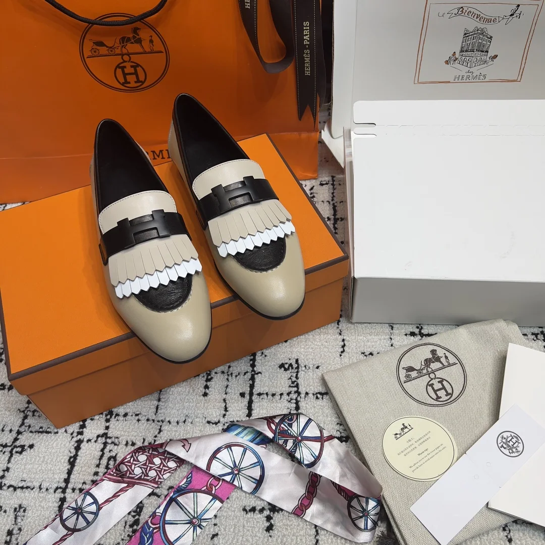 에르메스 로발 태슬 H 버클 로퍼 상세 이미지 1