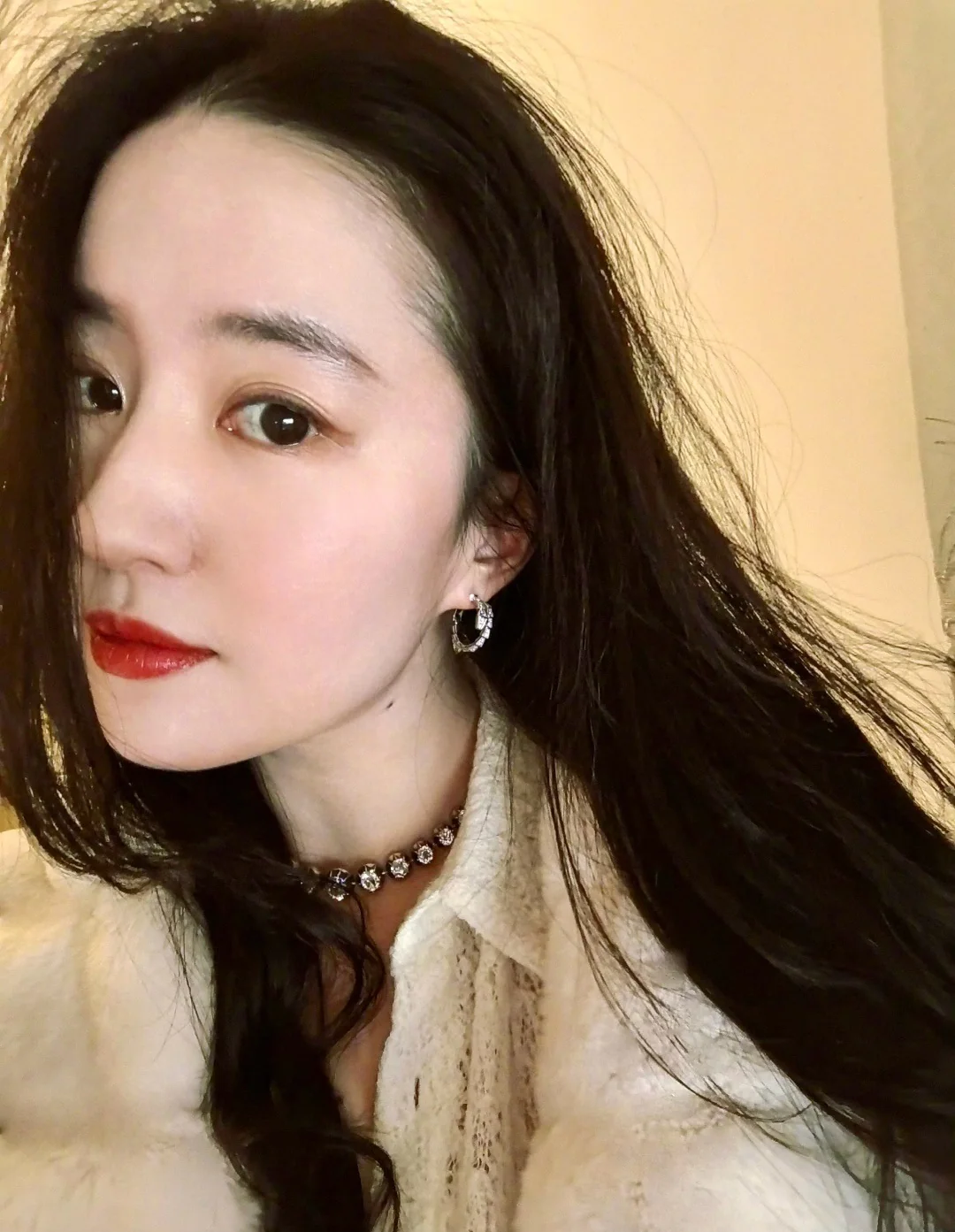 불가리 셀펜티 바이퍼 스털링 실버 귀걸이 상세 이미지 2