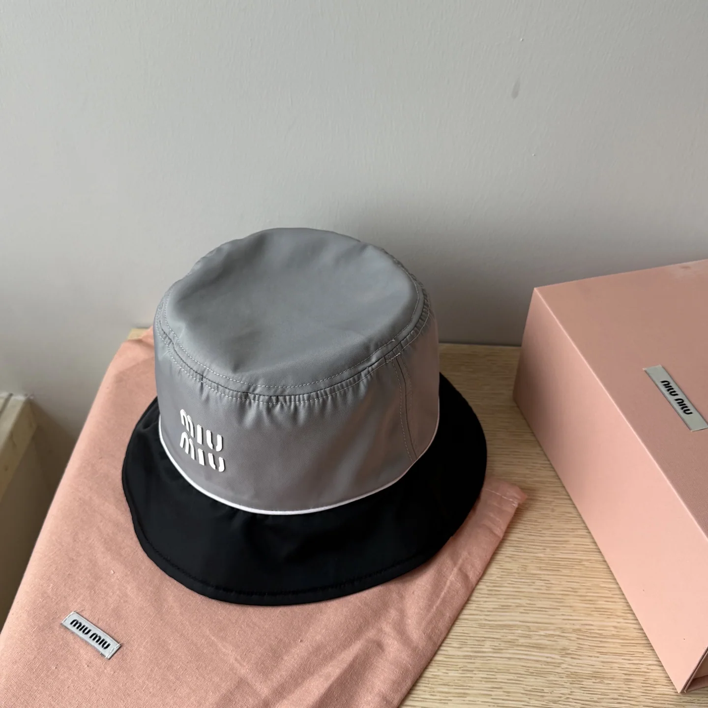 미우미우 모자 81296 Miu Miu Cap 상세 이미지 3