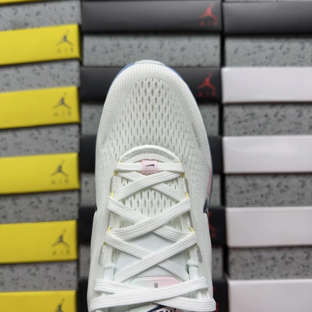 나이키 [XY] 보메로 18 HM6804-115 201742 Nike Vomero 18 White Work Blue Barely Green 상세 이미지 2