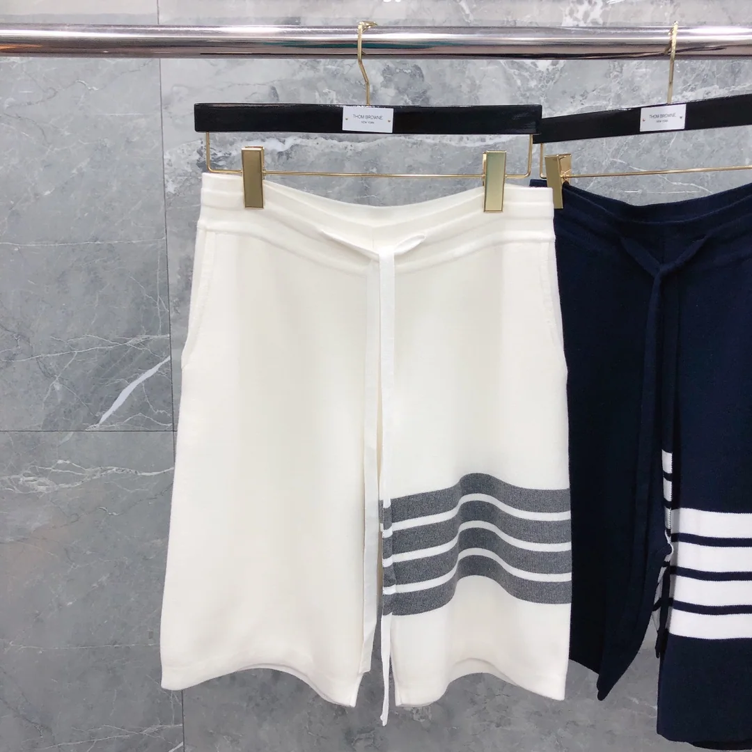 톰브라운 사선 울 쇼츠 반바지 40444 Thom Browne Shorts 상세 이미지 1