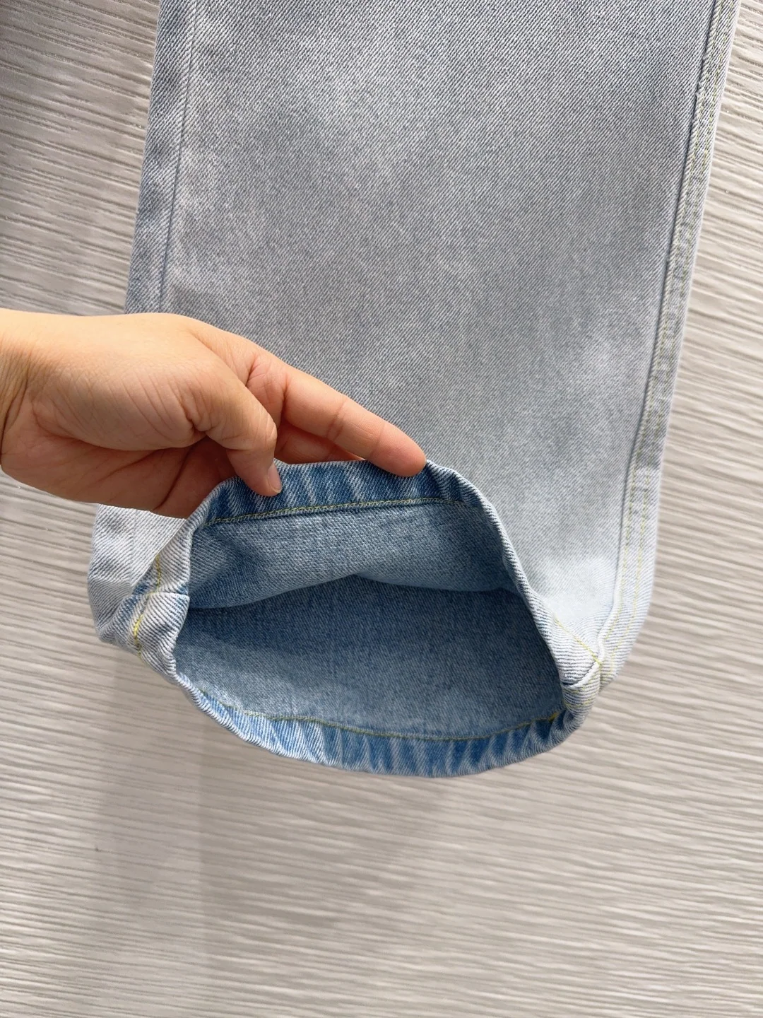 디올 데미지 워시드 데님 여성 바지 상세 이미지 5