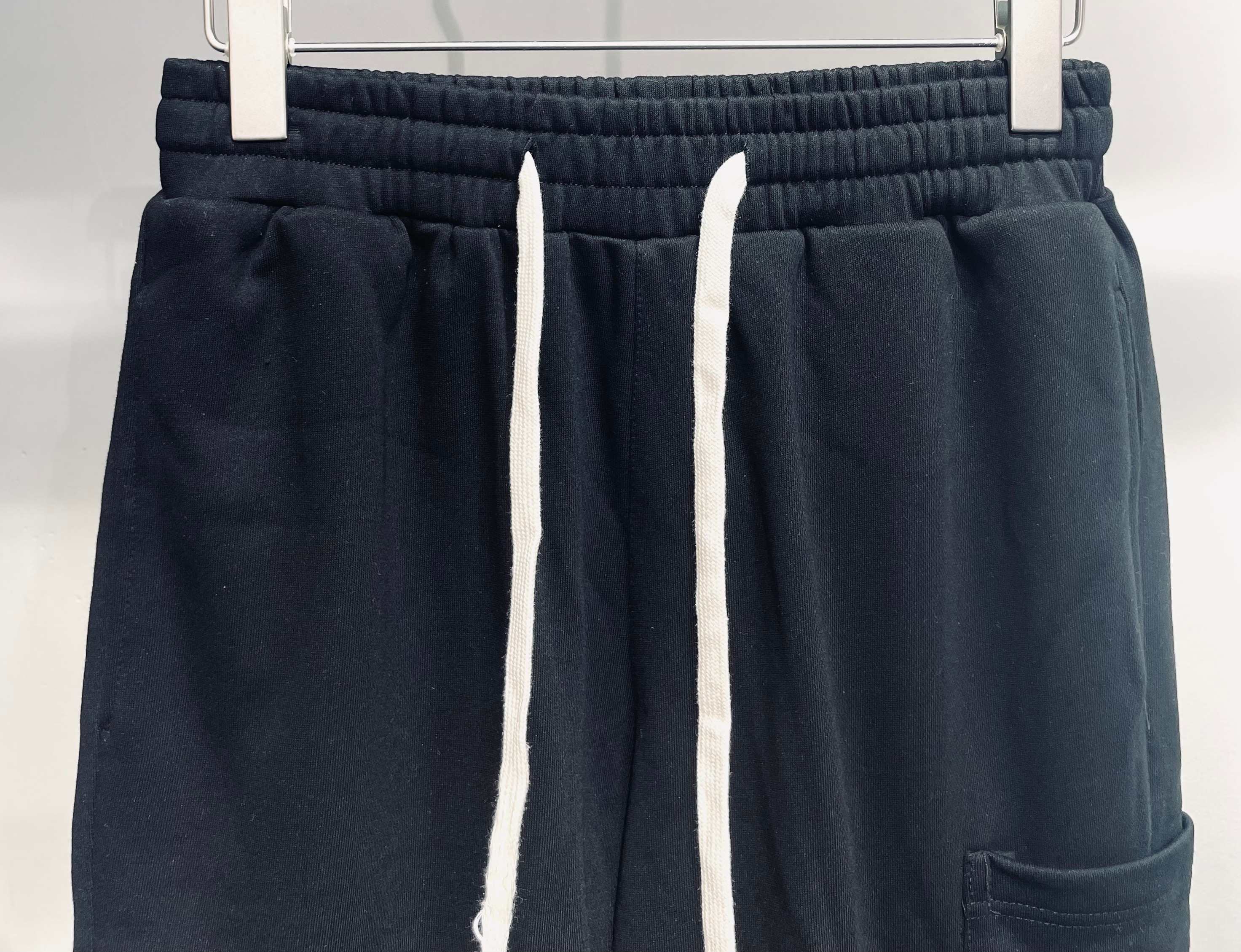 스톤아일랜드 남여공용 반바지 51366 Stone Island Shorts 상세 이미지 3