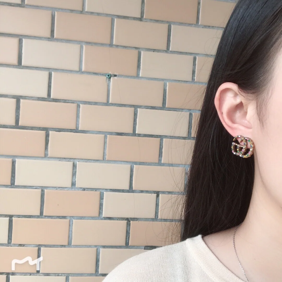 구찌 컬러 스터드 스와로브스키 크리스털 귀걸이 상세 이미지 2