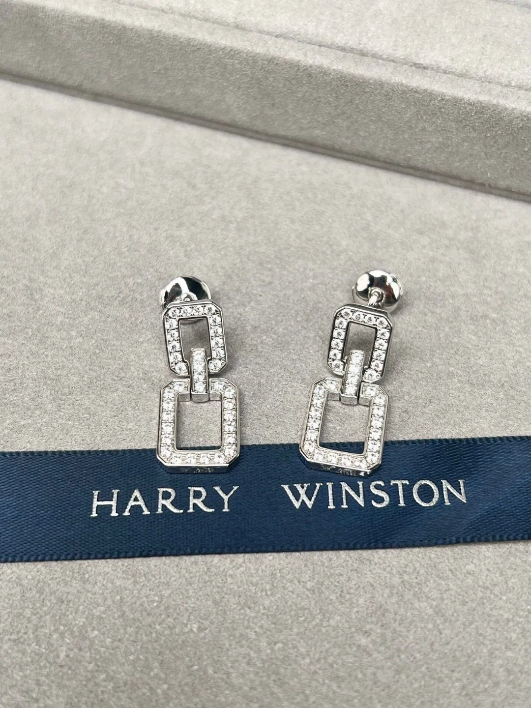 해리윈스턴 귀걸이 71868 Harry Winston Earrings 상세 이미지 2