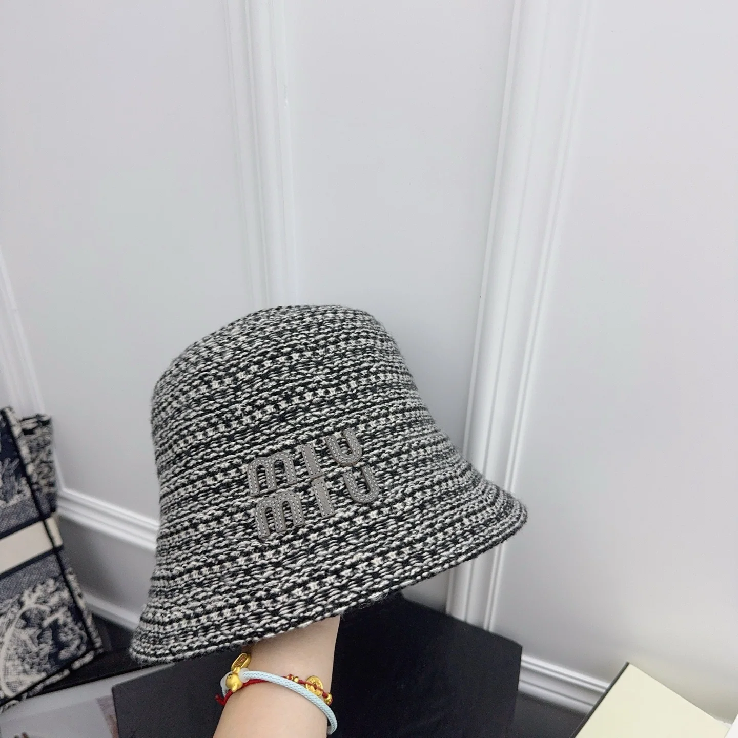 미우미우 모자 80905 Miu Miu Cap 상세 이미지 4