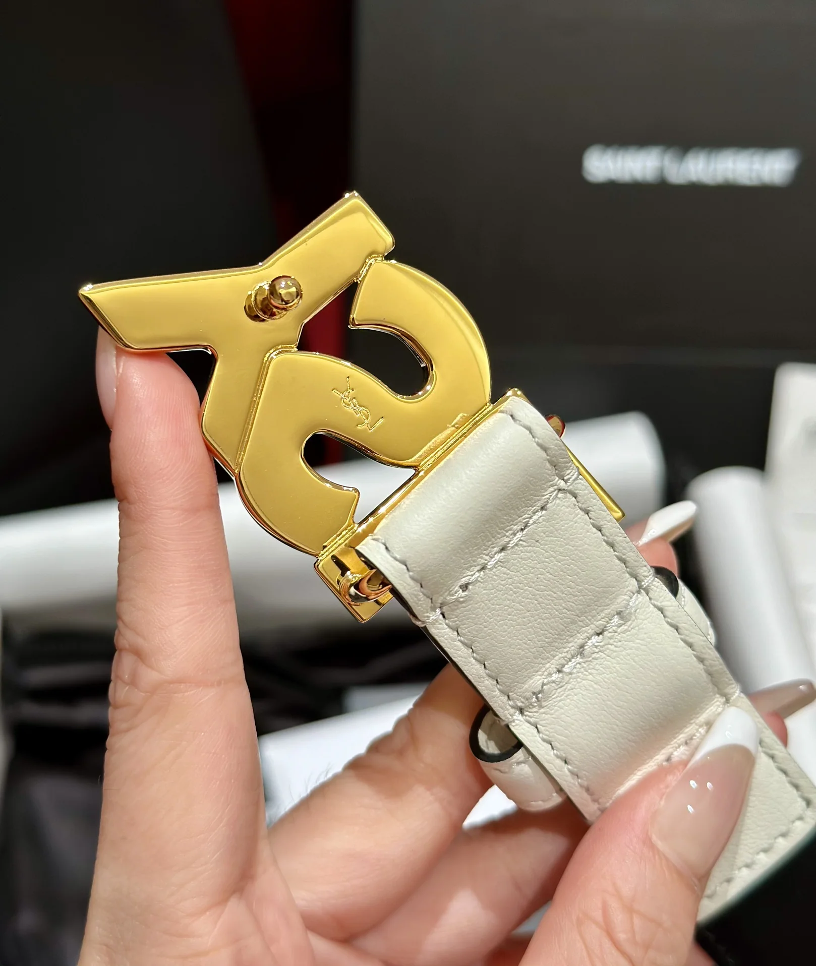 생로랑 YSL 금장 양면 송아지가죽 벨트 상세 이미지 7