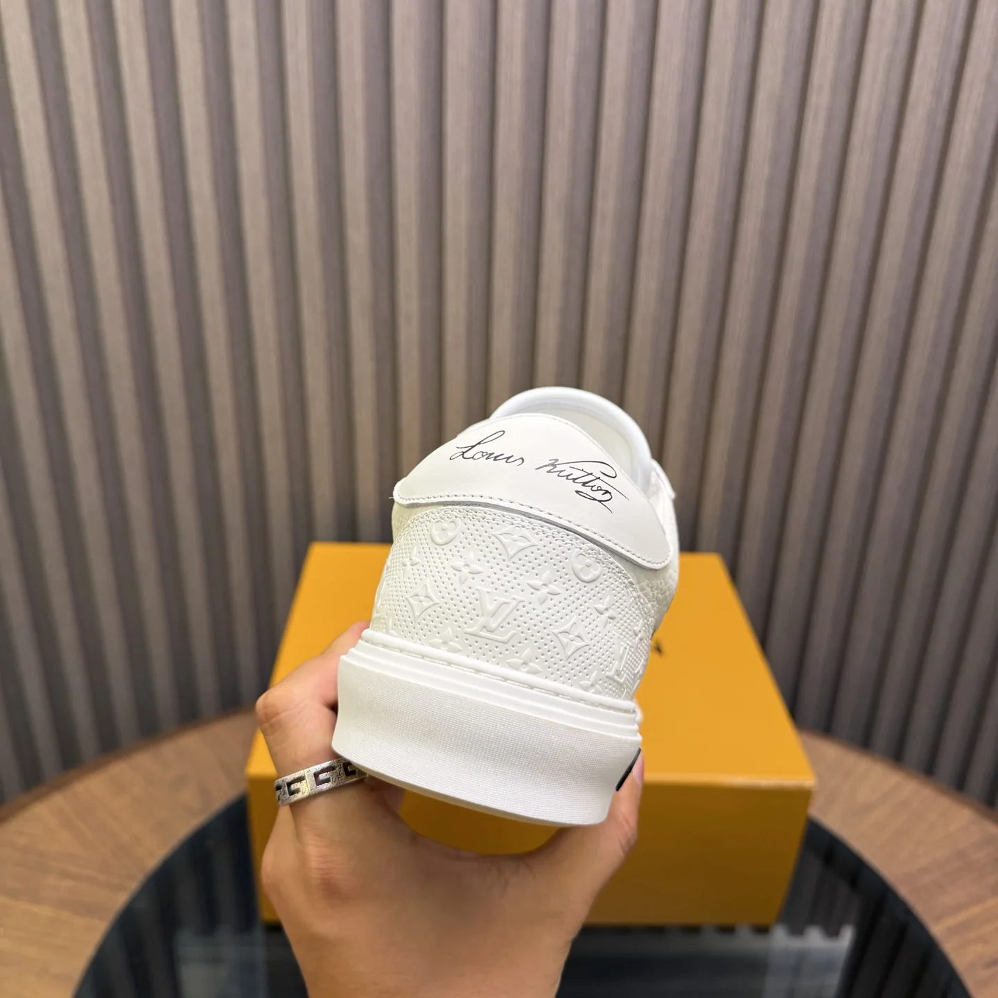 루이비통 컬러 블록 남성 신발 상세 이미지 9