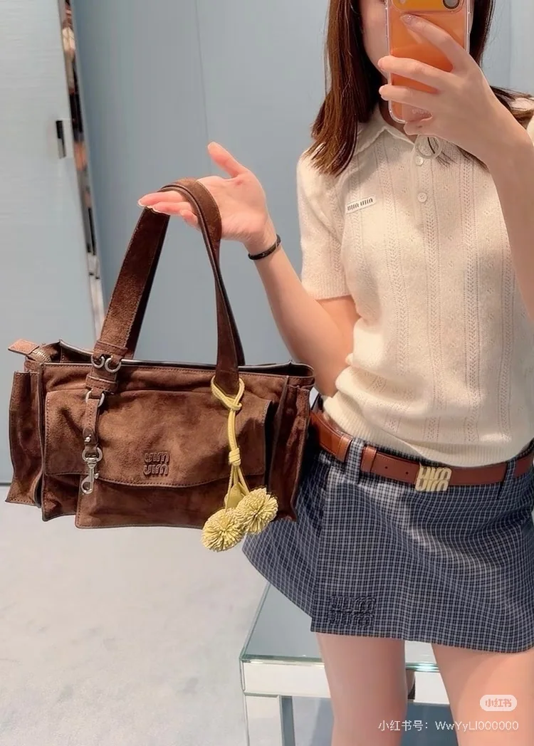 미우미우 여성 반팔 26 FW 캐시미어 상세 이미지 6