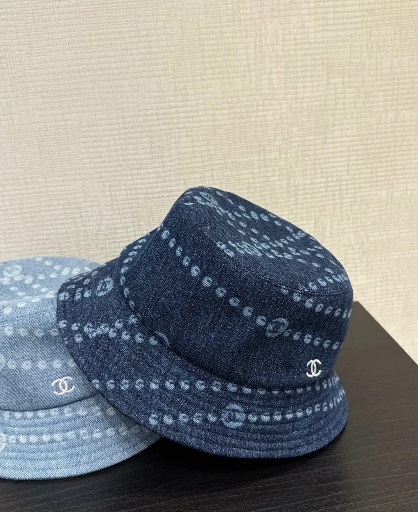 샤넬 25 가을 카우보이 버킷 햇 상세 이미지 1