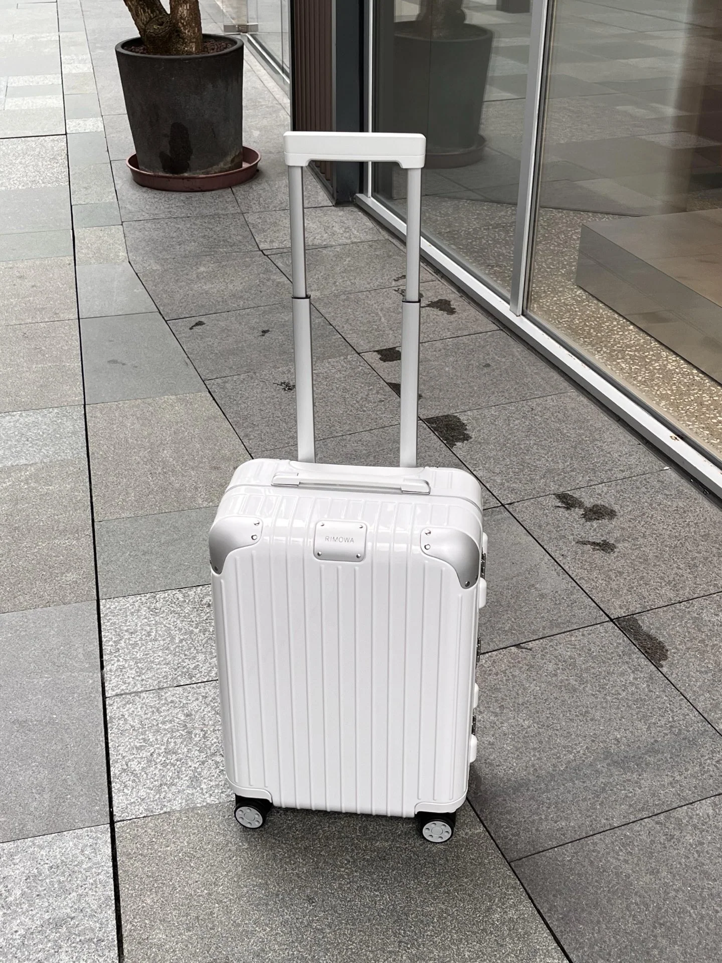 리모와 트래블 여행가방 상세 이미지 4