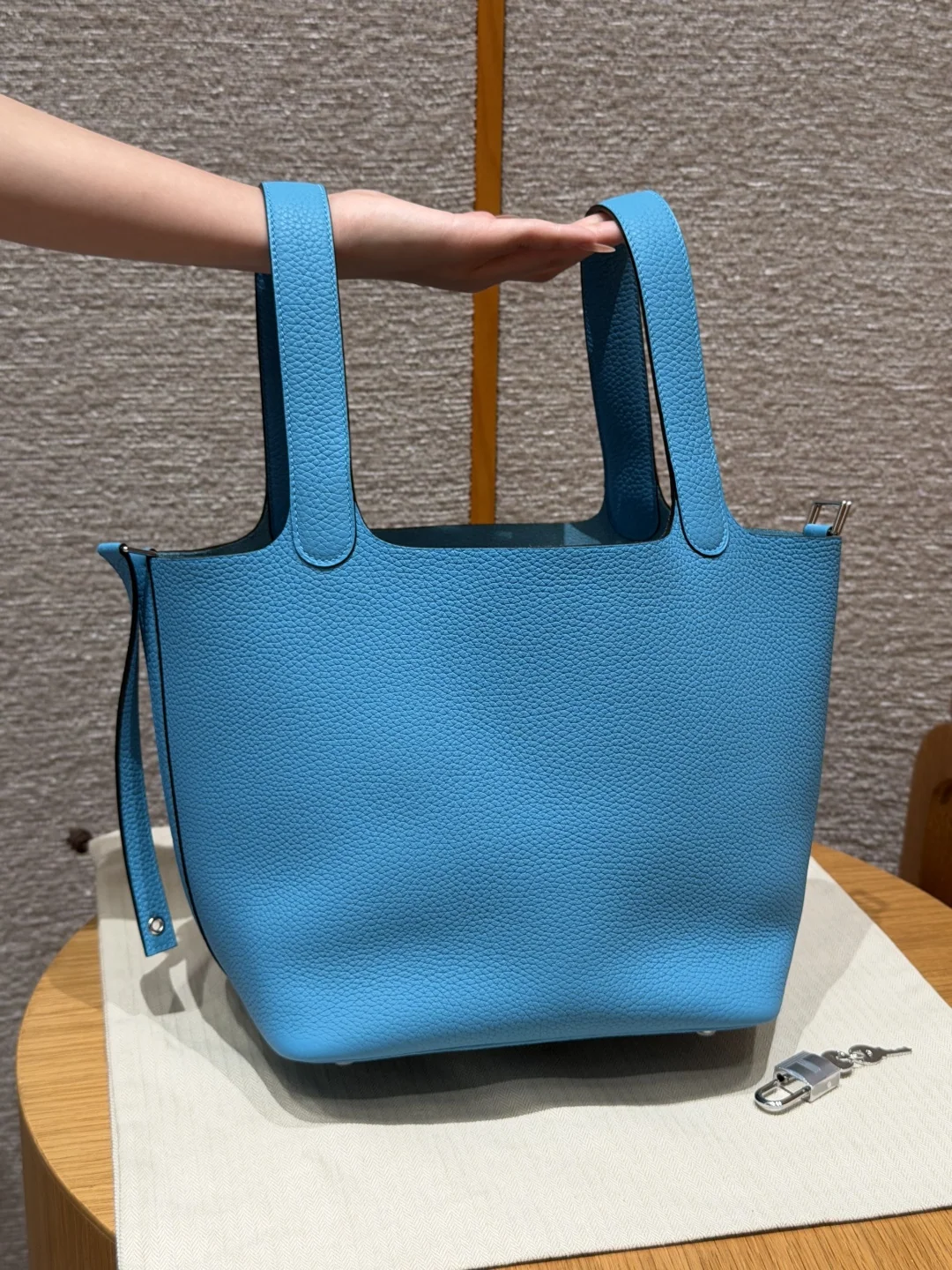 에르메스 피코탄 락 22 cm 가방 상세 이미지 3