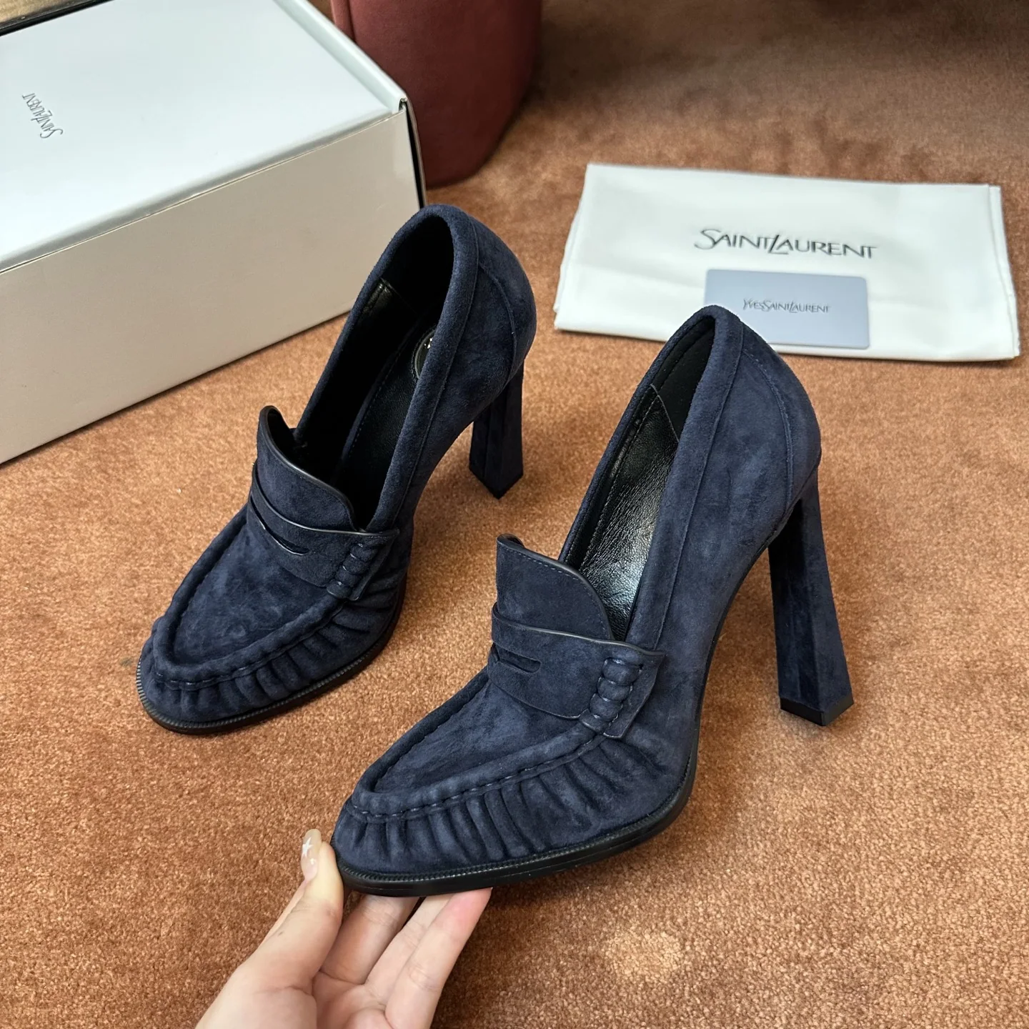 생로랑 앞코 덮인 YSL 뮬 상세 이미지 8