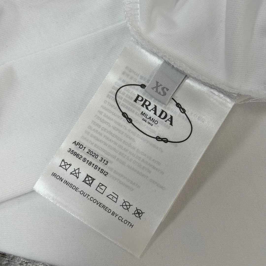 프라다 여성 반팔 티셔츠 상세 이미지 8