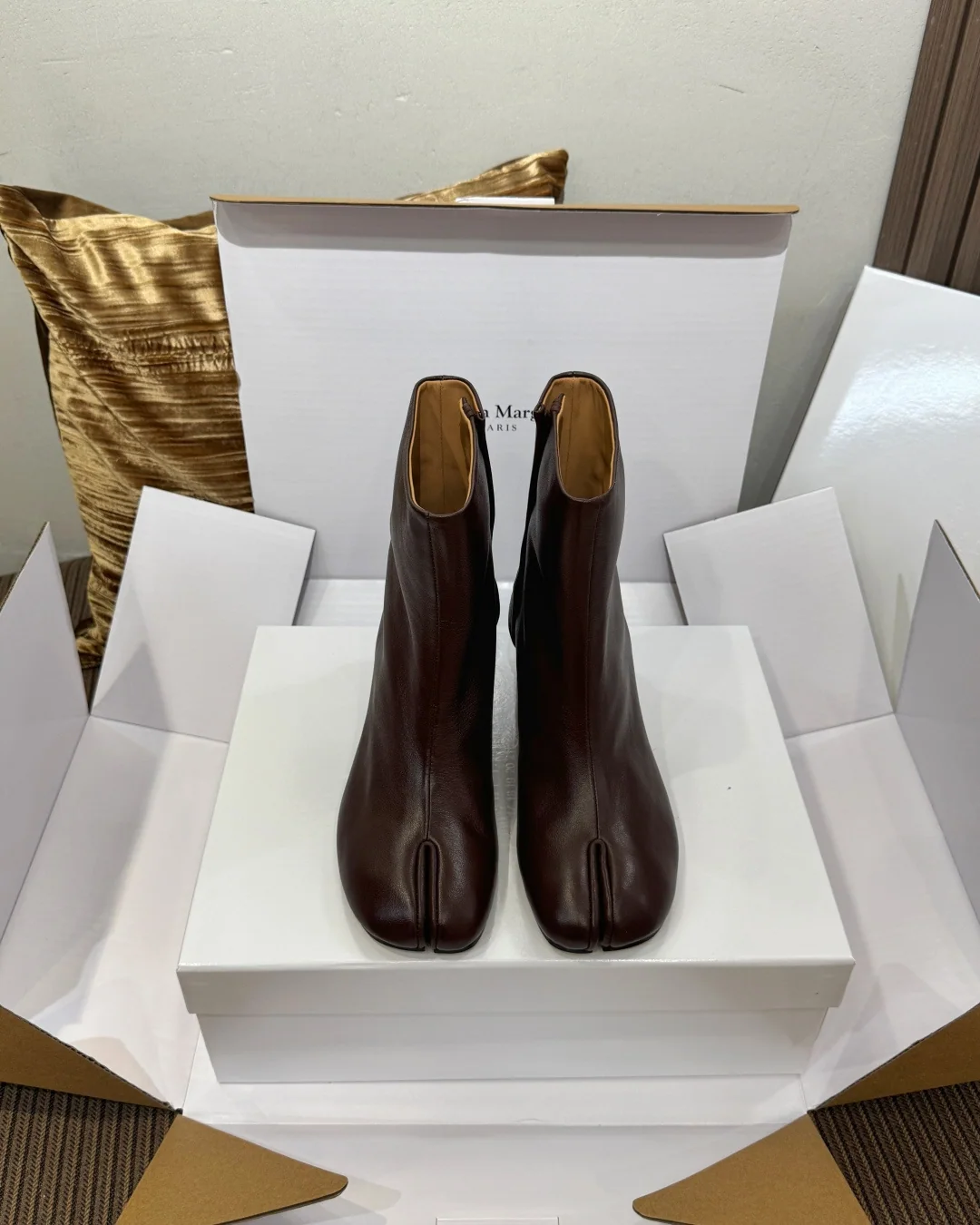 마르지엘라 타비 레더 앵클 부츠 143810