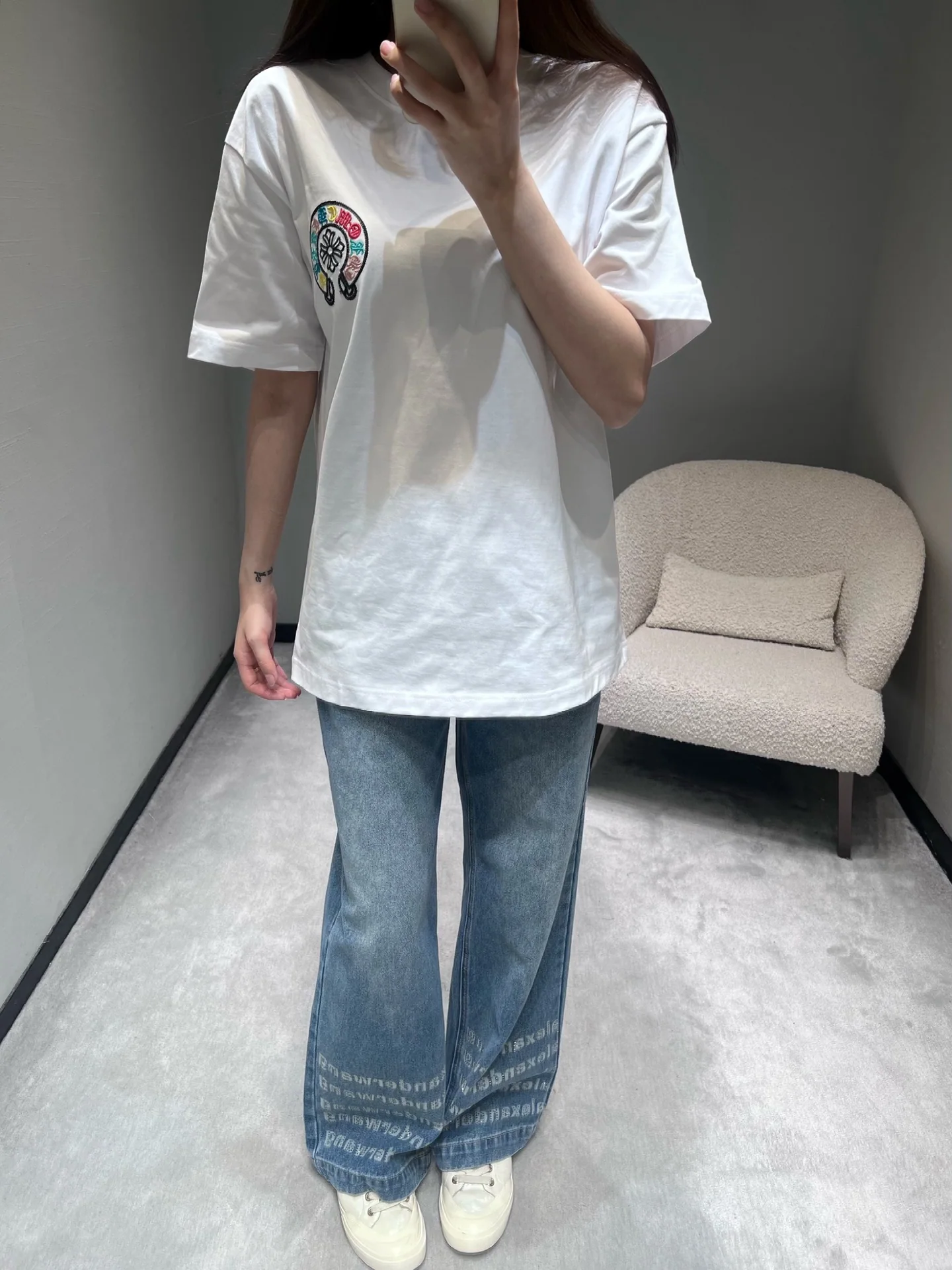 크롬하츠 여성 자수 프린트 오버핏 반팔 티셔츠 상세 이미지 2
