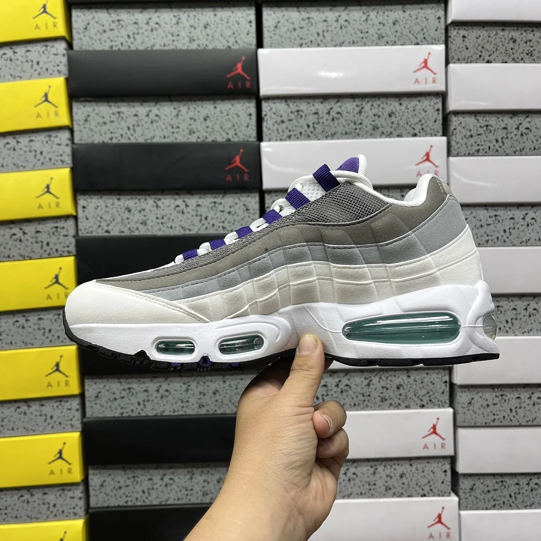 나이키 [KZ2.0] 에어 맥스 95 OG HJ5996-100 201679 Nike Air Max 95 OG Big Bubble Grape 상세 이미지 9