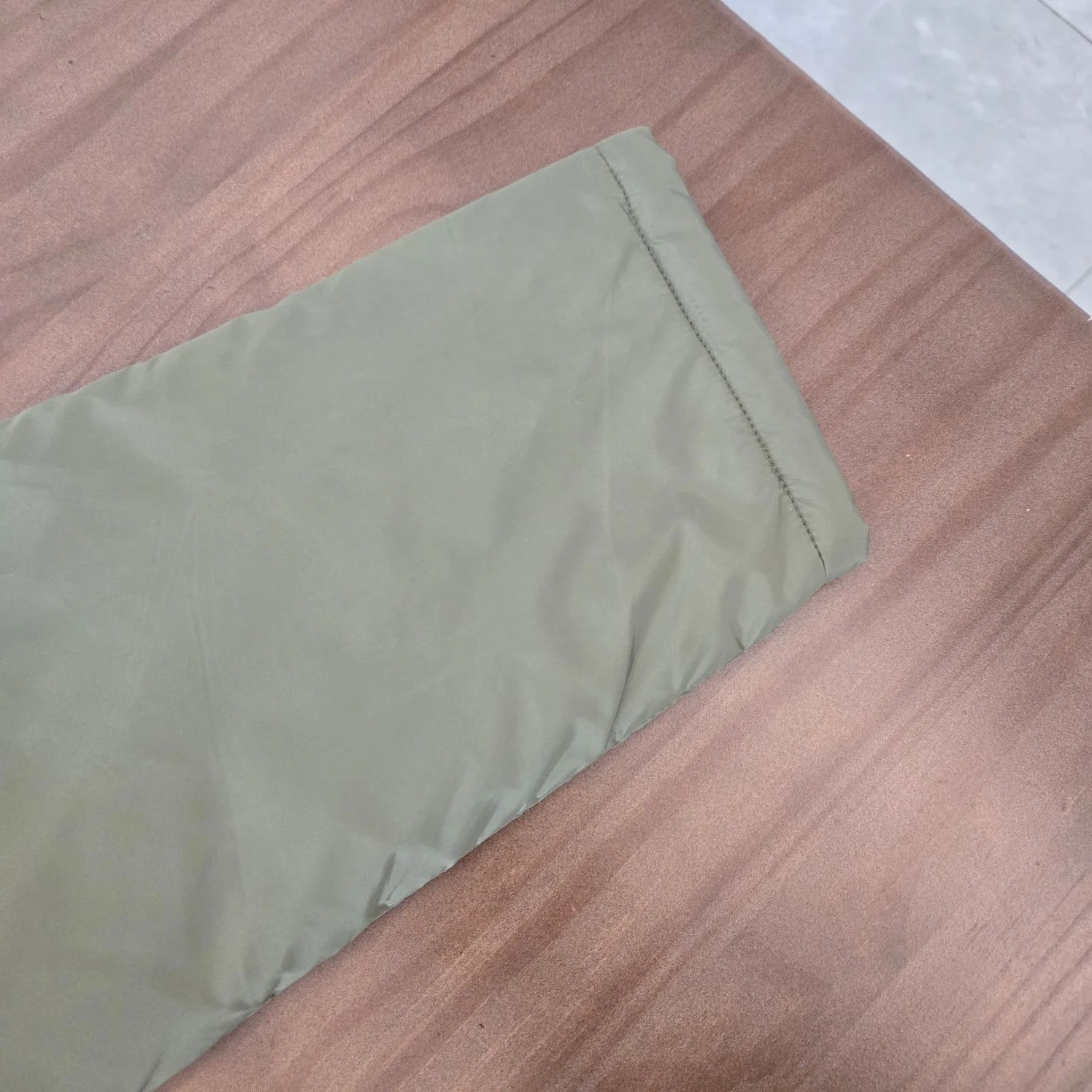 프라다 경량 다운 자켓 상세 이미지 6