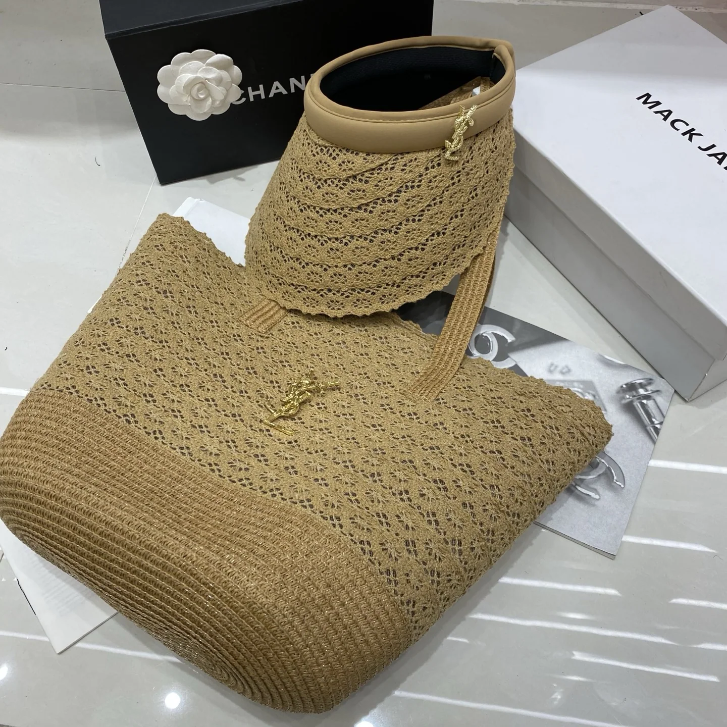 생로랑 레이스 모자 상세 이미지 3