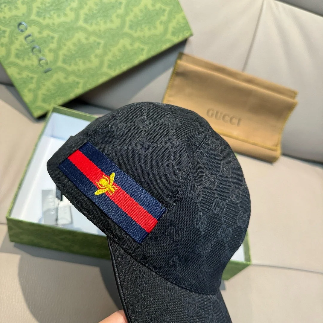 구찌 벌 모티브 베이스볼 캡 상세 이미지 3