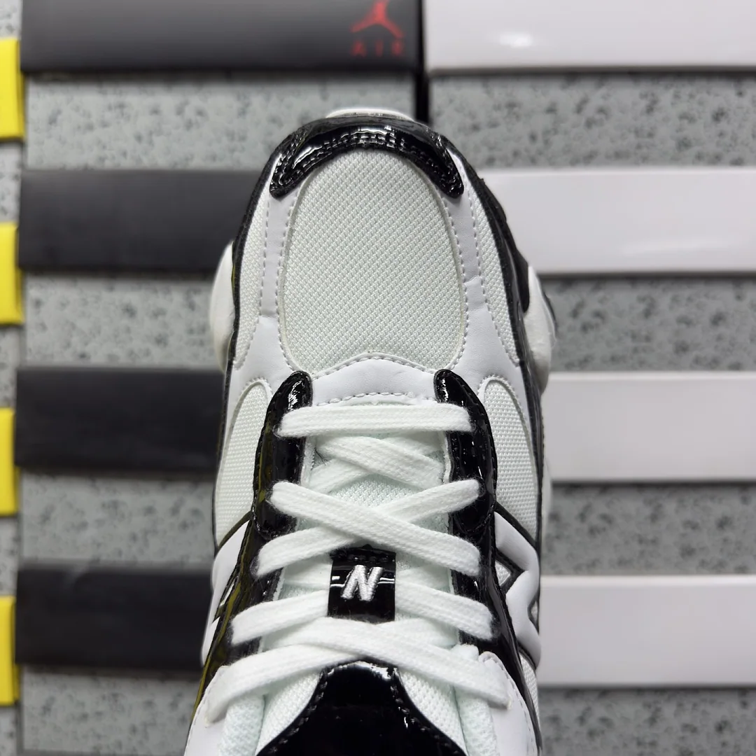뉴발란스 [C] 9060R U906076M 202250 New Balance 9060R Black White 상세 이미지 6