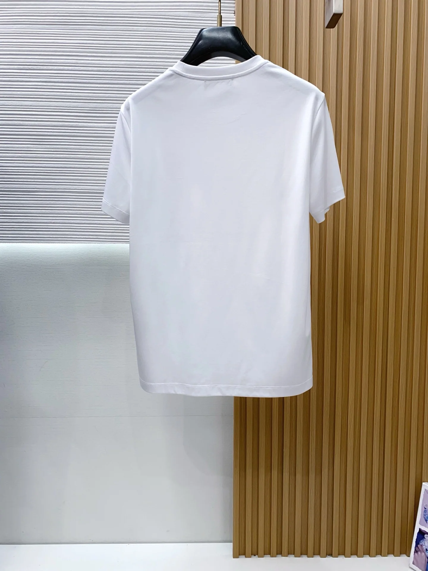 로로피아나 남성 라운드넥 반팔 티셔츠 상세 이미지 9