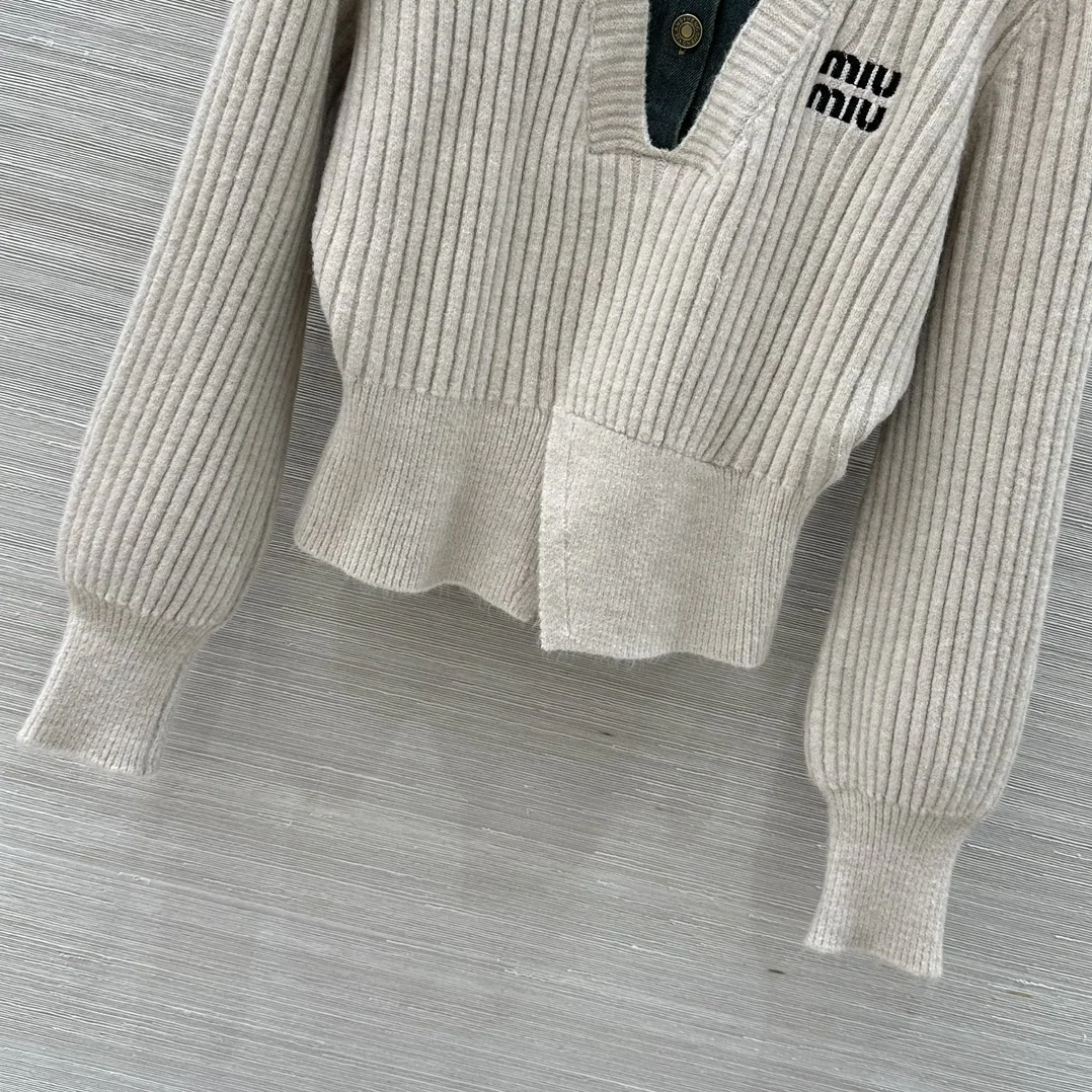 미우미우 여성 니트 97468 Miu Miu Knit 상세 이미지 6