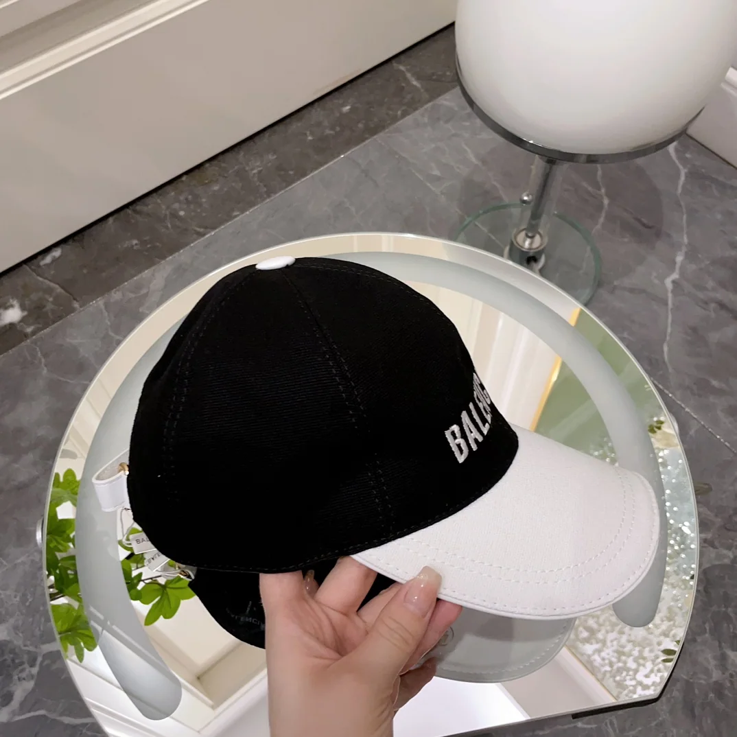 발렌시아가 모노그램 야구모자 상세 이미지 5