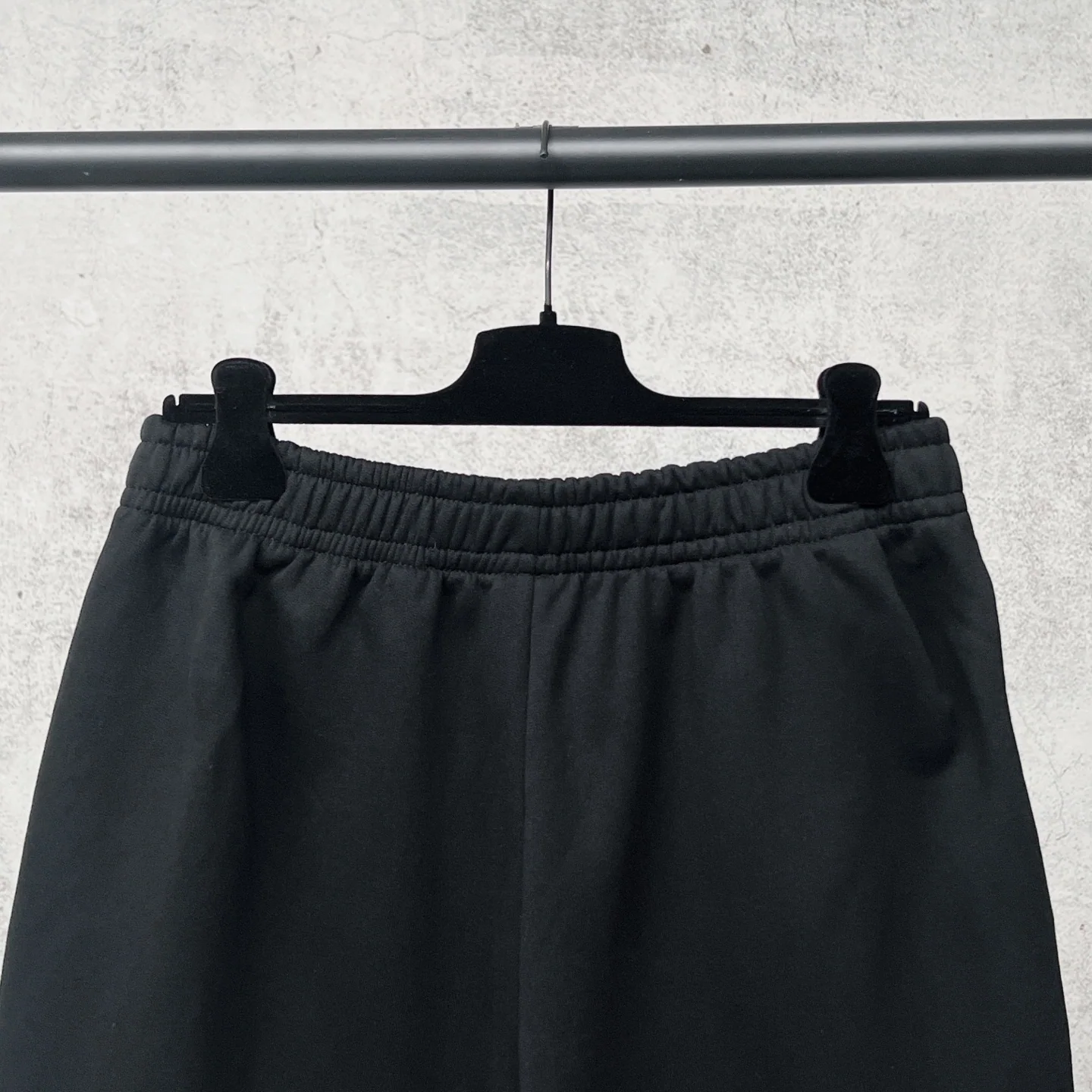 발렌시아가 파리 레터 자수 오버사이즈 여성 바지 상세 이미지 7