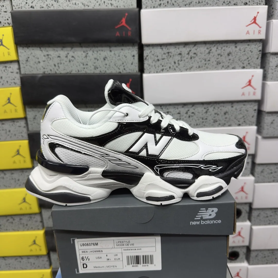 뉴발란스 [C] 9060R U906076M 202250 New Balance 9060R Black White