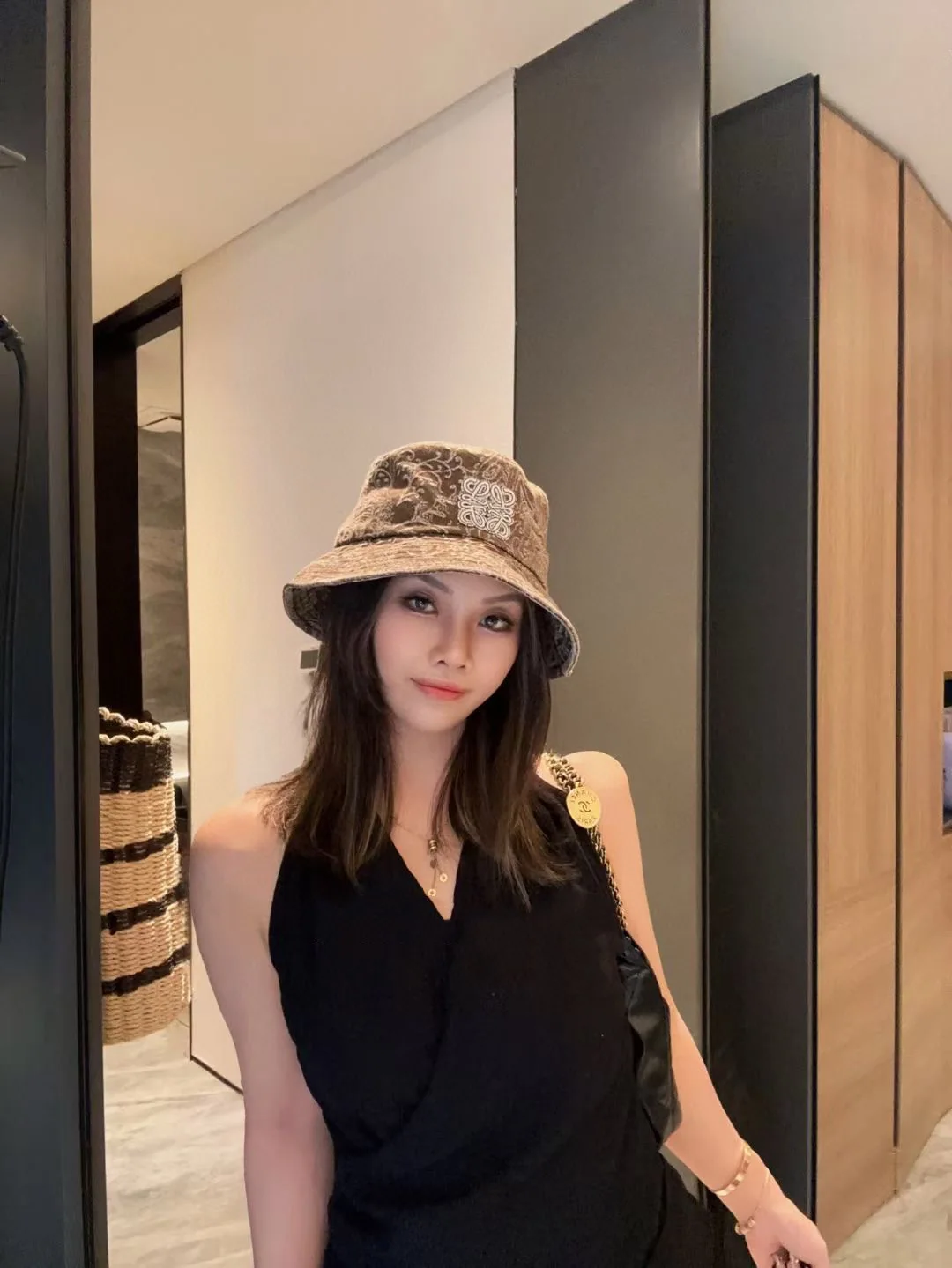 로에베 페이즐리 버킷 햇 상세 이미지 2