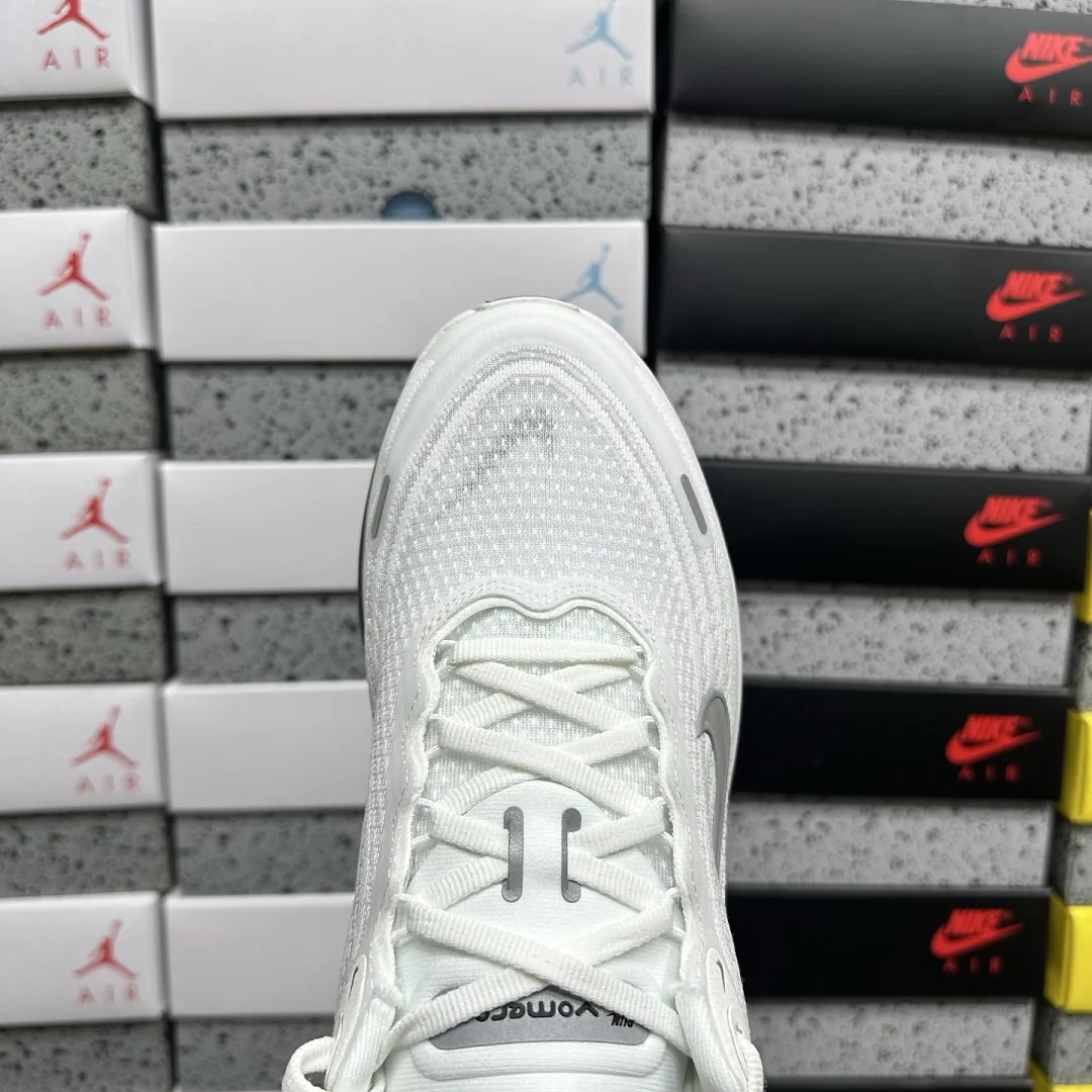 나이키 [XY] 보메로 플러스 II7181-102 201718 Nike Vomero Plus White Black Cool Grey 상세 이미지 7