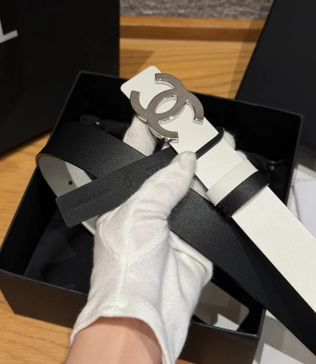 샤넬 리버시블 카프스킨 더블 C 버클 벨트 상세 이미지 6