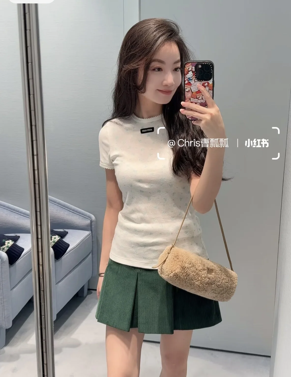 미우미우 마이크로 로고 플라워 프린트 반팔 티셔츠 26 FW 상세 이미지 6