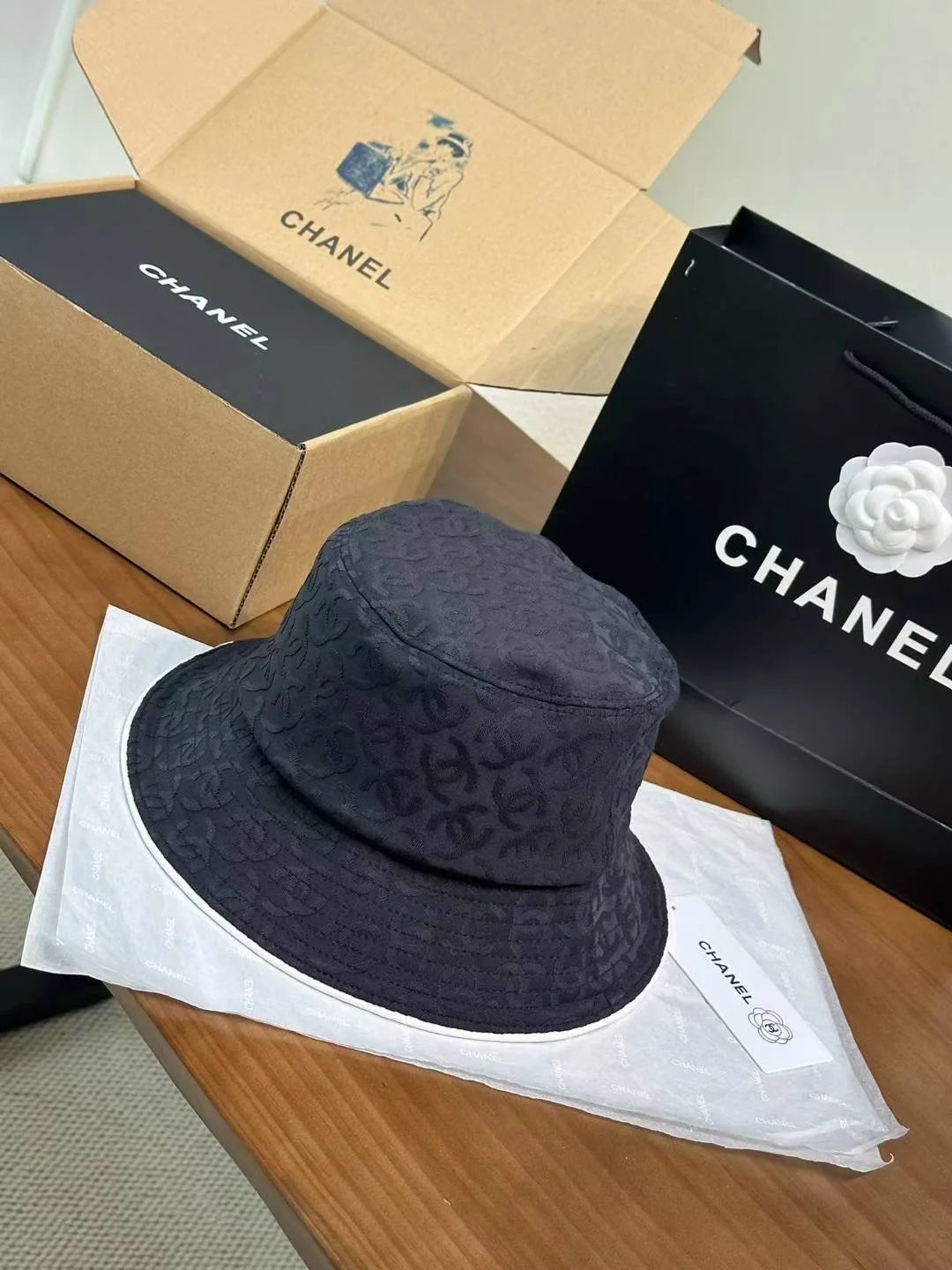 샤넬 로고 버킷 햇 모자 상세 이미지 1