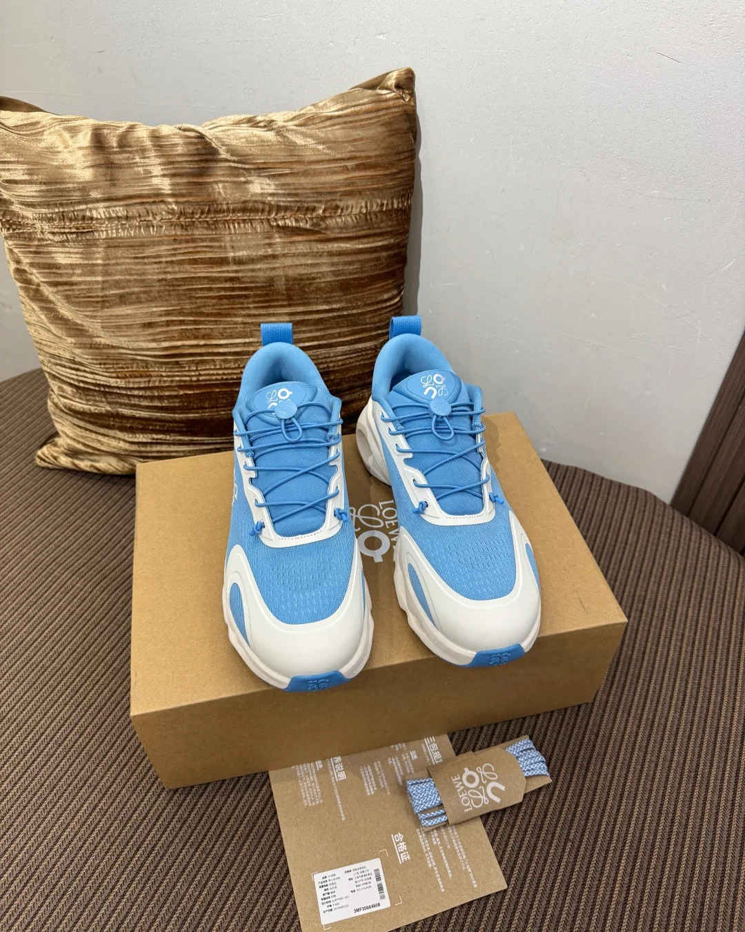 로에베 스니커즈 메시 187644