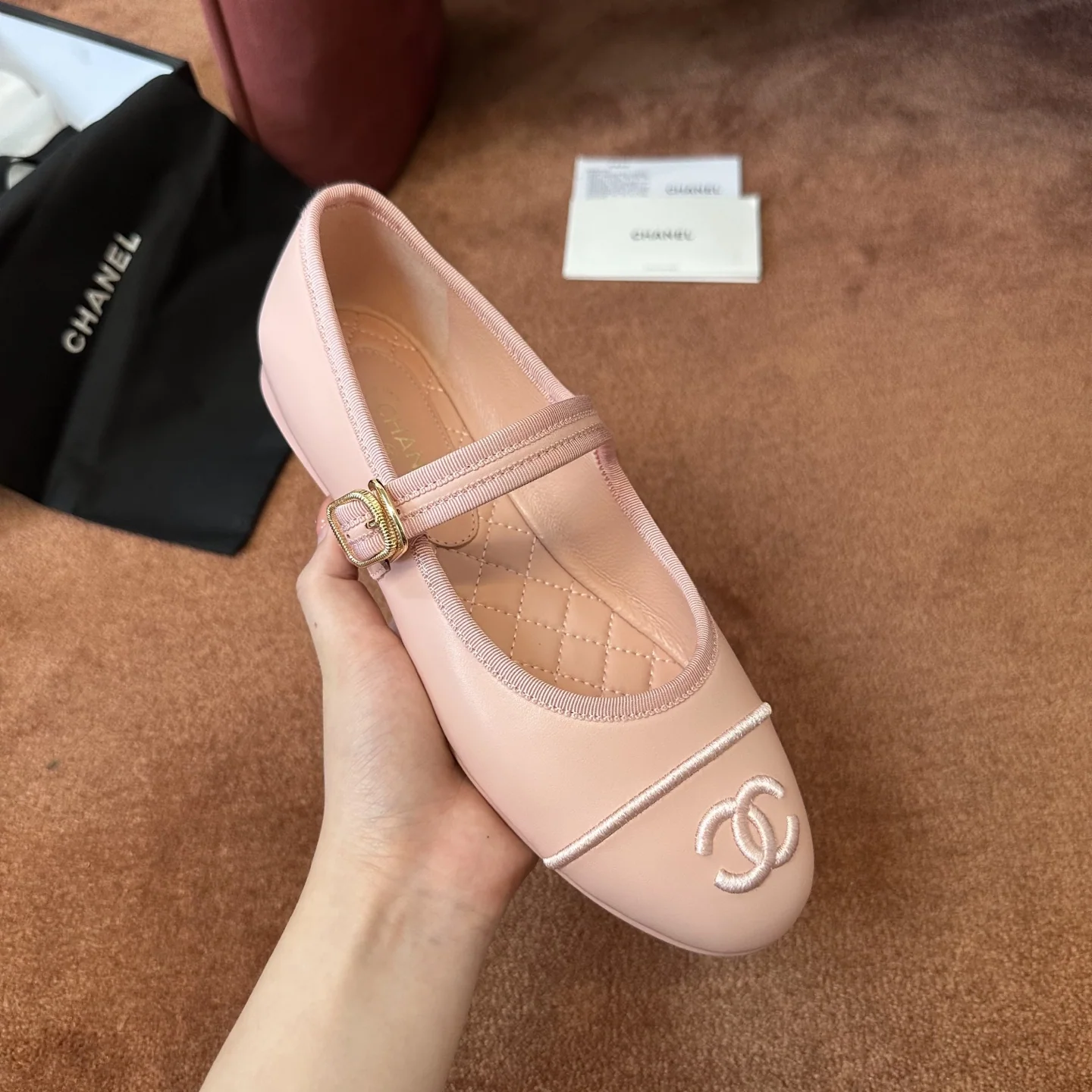 샤넬 카멜리아 플랫슈즈 상세 이미지 3
