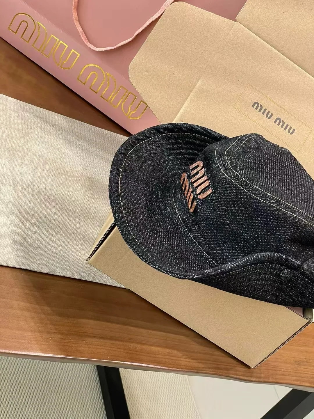 미우미우 모자 80928 Miu Miu Cap 상세 이미지 9