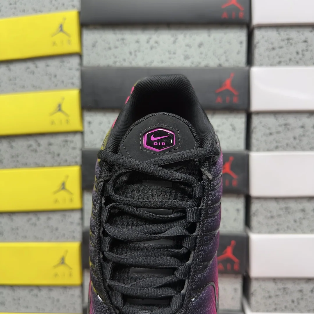 나이키 [BD] 에어 맥스 플러스 DM0032-020 201921 Nike Air Max Plus Black Hyper Pink 상세 이미지 7