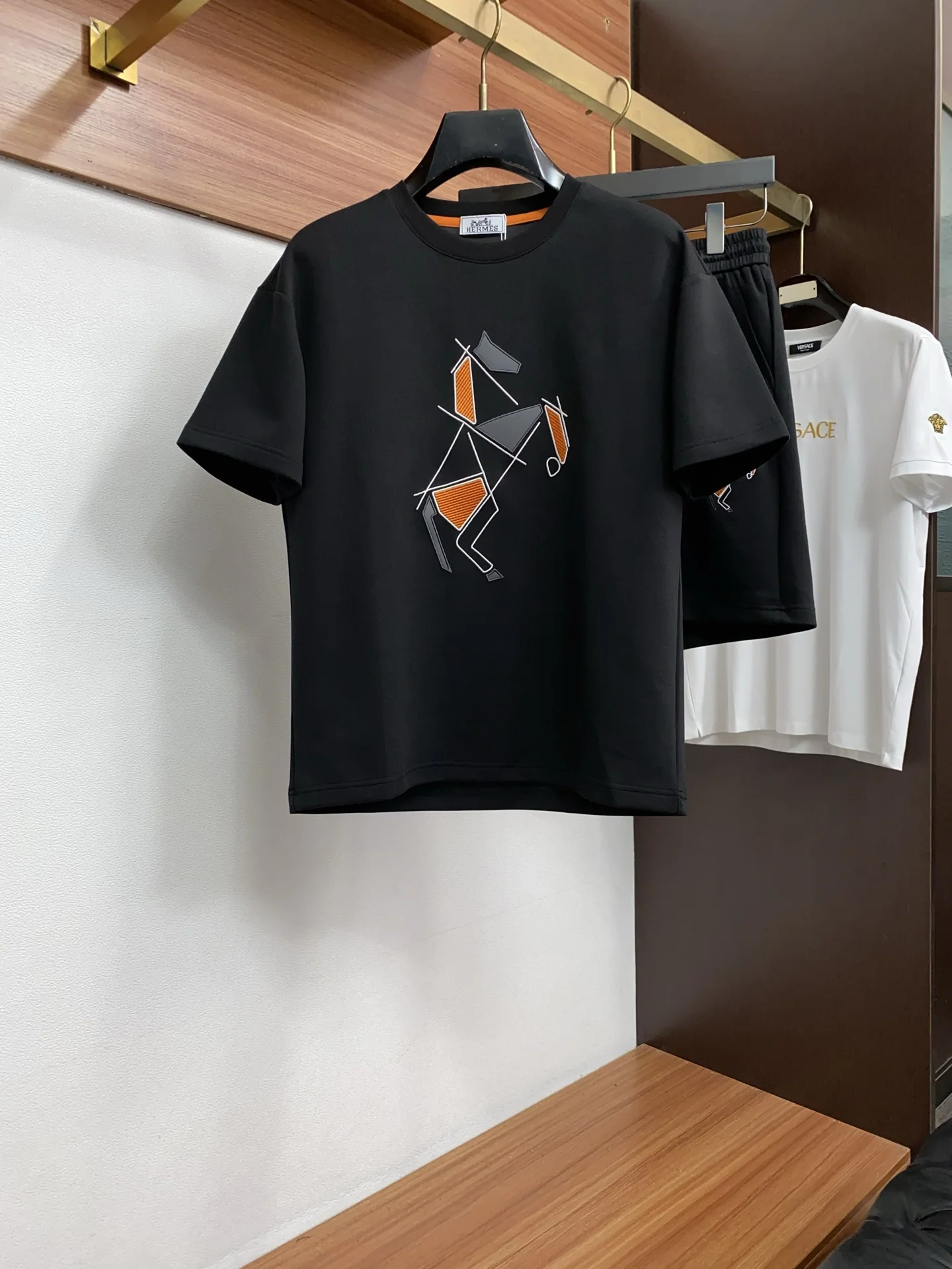 에르메스 자수 디자인 남성 반팔 티셔츠 세트 156495