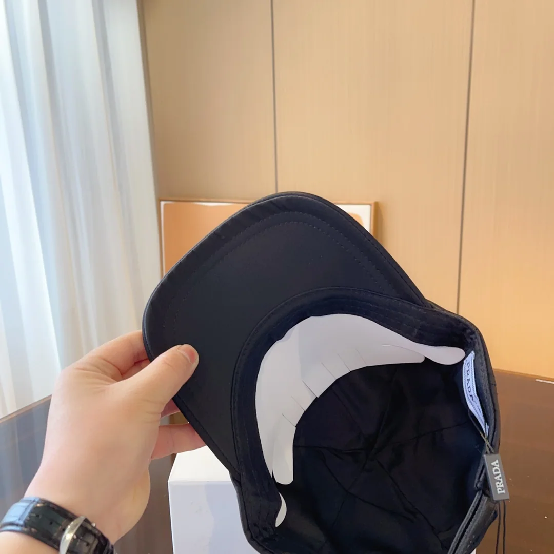 프라다 나일론 베이스볼캡 상세 이미지 8