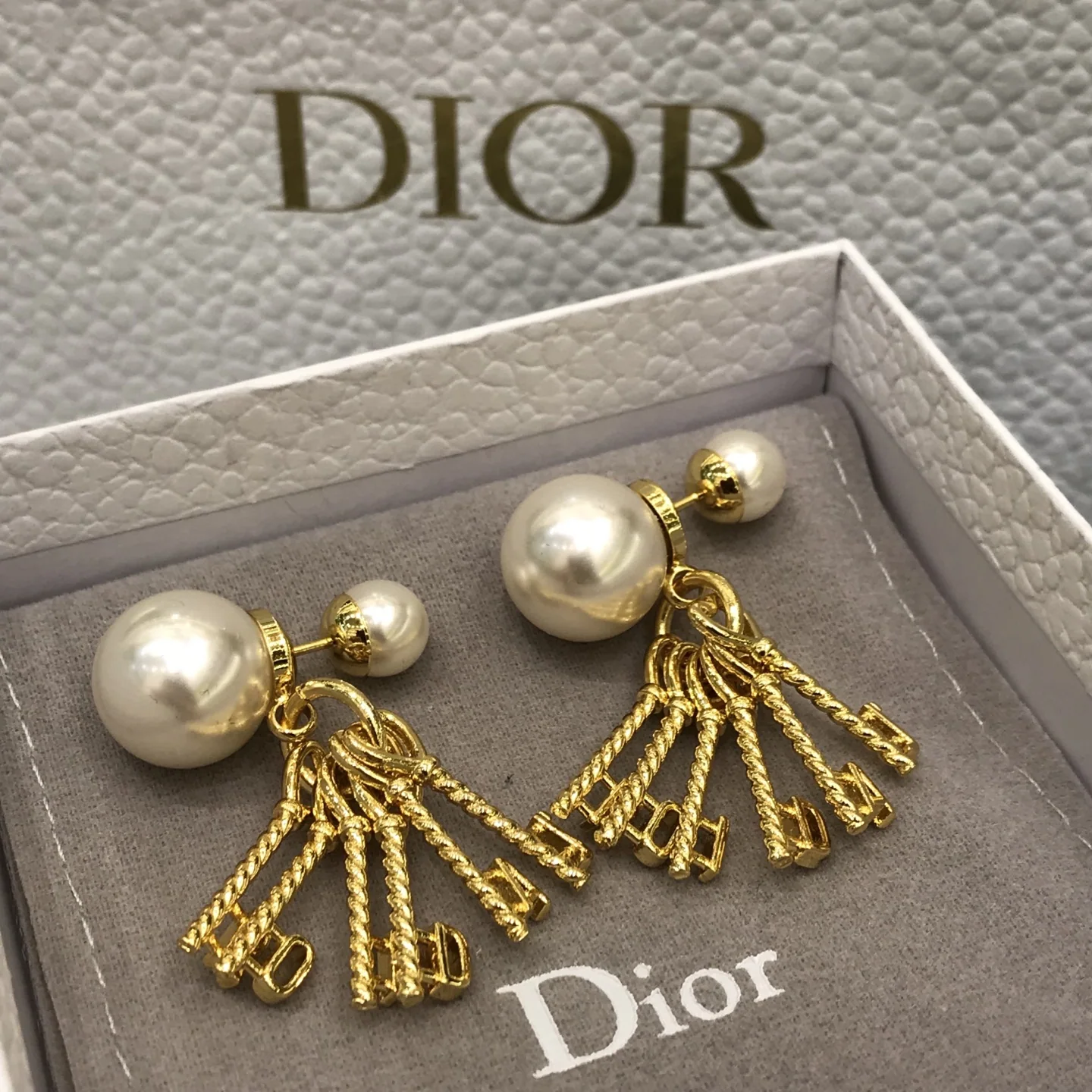 디올 귀걸이 60501 Dior Earrings 상세 이미지 4